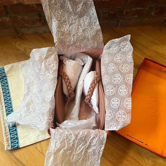 Tory Burch Benton Braided Leather Thong Sandals - Picture 10 of 11